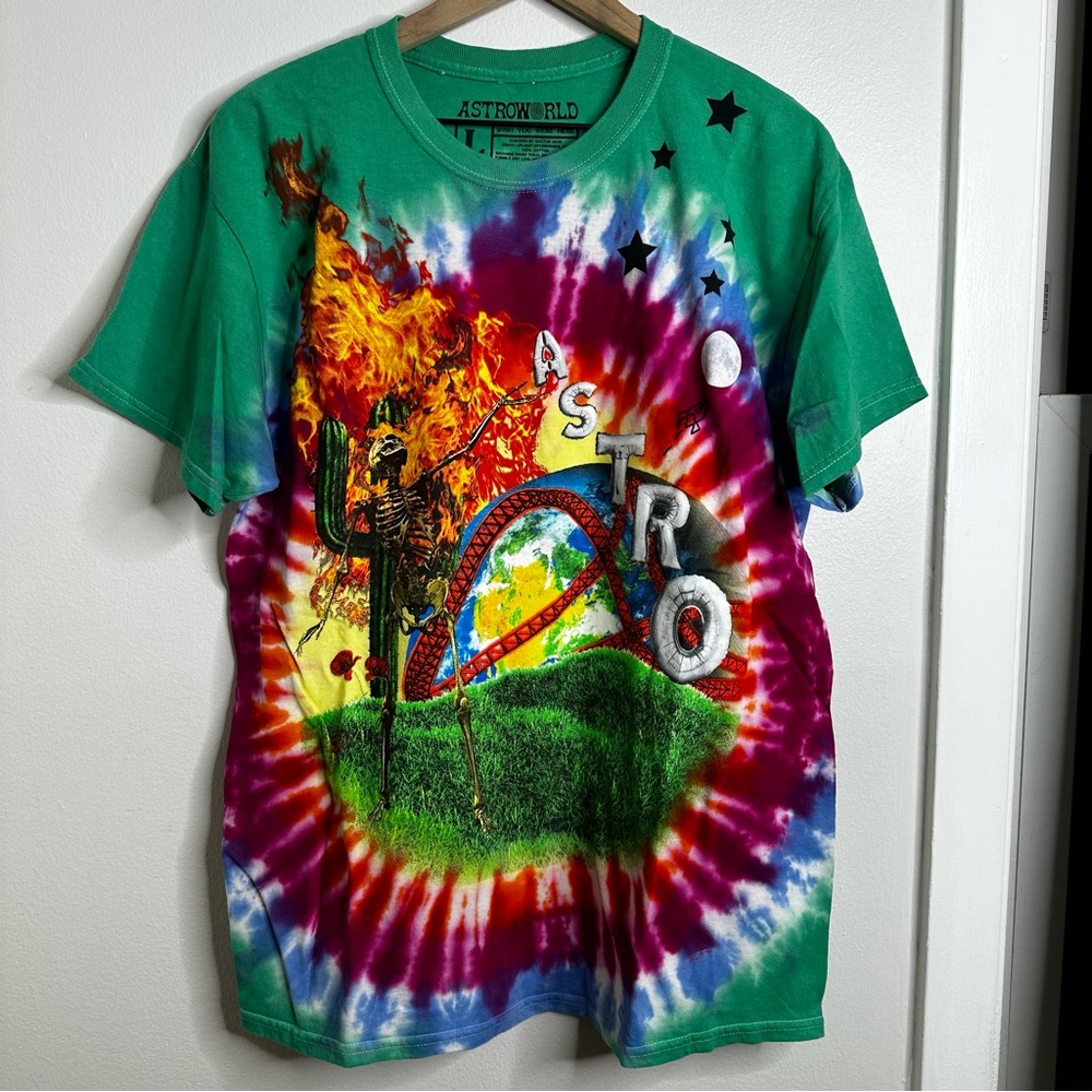 Travis Scott Astroworld Smiley Tee Large
